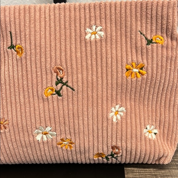 ✨Embroidered Mauve Corduroy Clutch/Make-up Bag 🌼 - Picture 3 of 9